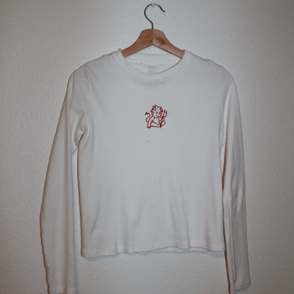 brandy melville vintage baby tee 💌